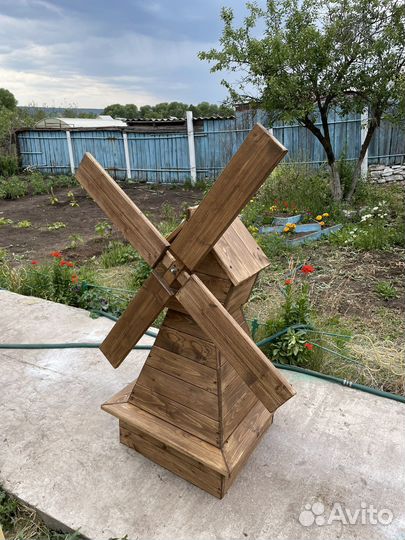 Мельница декоративная