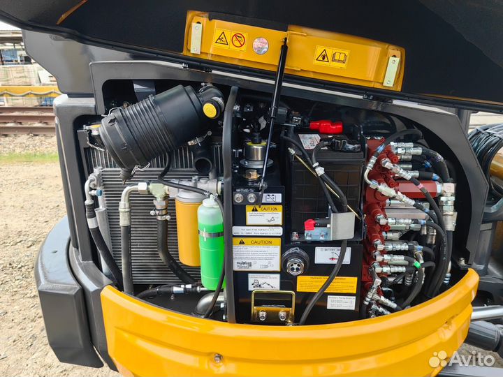 Мини-экскаватор Kato HD33V5, 2024