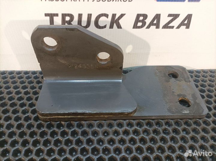 21243554 Кронштейн перекидок Renault T, Volvo FH