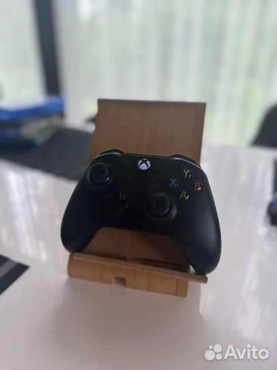 Оригинальный геймпад(контроллер) Xbox Wireless