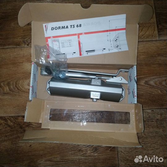 Доводчик для двери