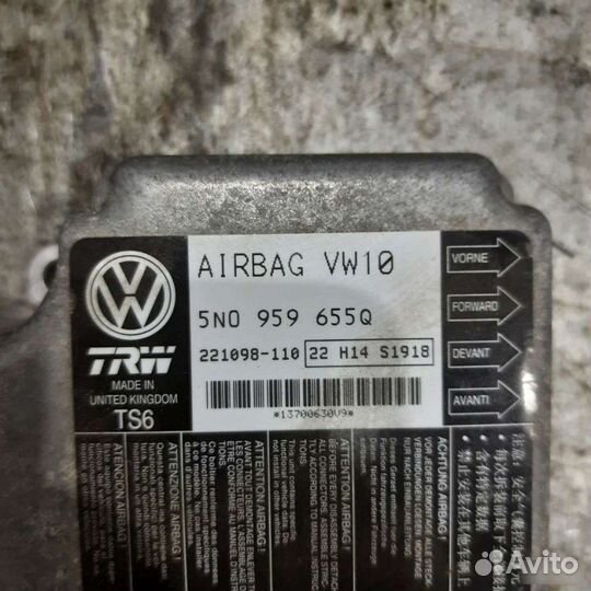 Блок управления Air Bag Volkswagen Passat Cc