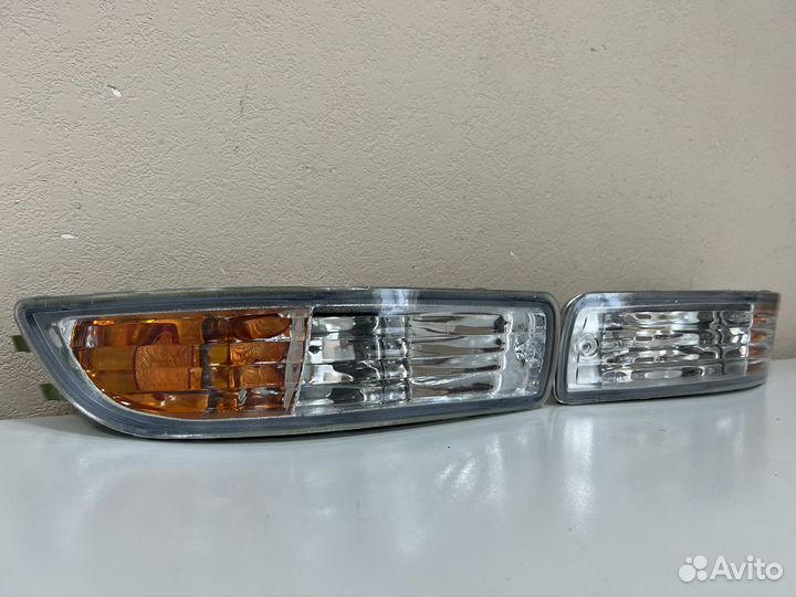 Фары противотуманные Туманки Toyoa Corona 190