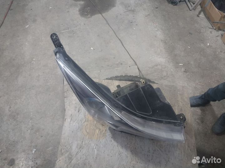 Chevrolet cruze Фара правая