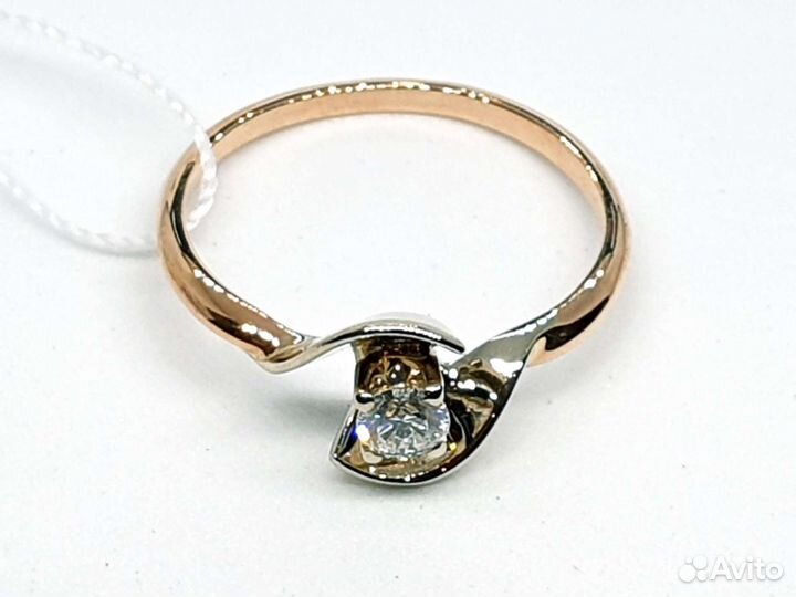 Золотое кольцо с бриллиантом, 2.19 грамм, 18 разм
