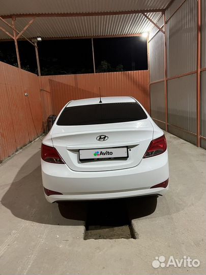 Hyundai Solaris 1.4 AT, 2015, 125 000 км