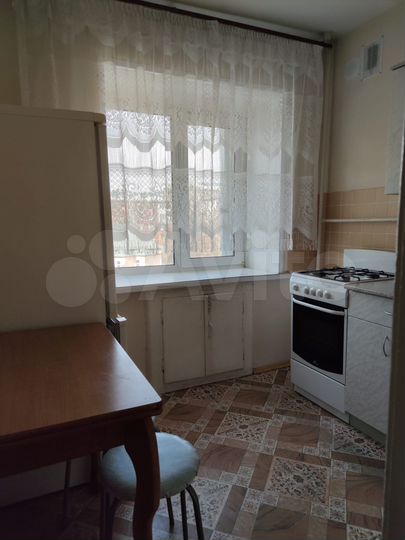 2-к. квартира, 43 м², 3/5 эт.