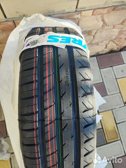 Viatti Strada Asimmetrico 185/60 R15