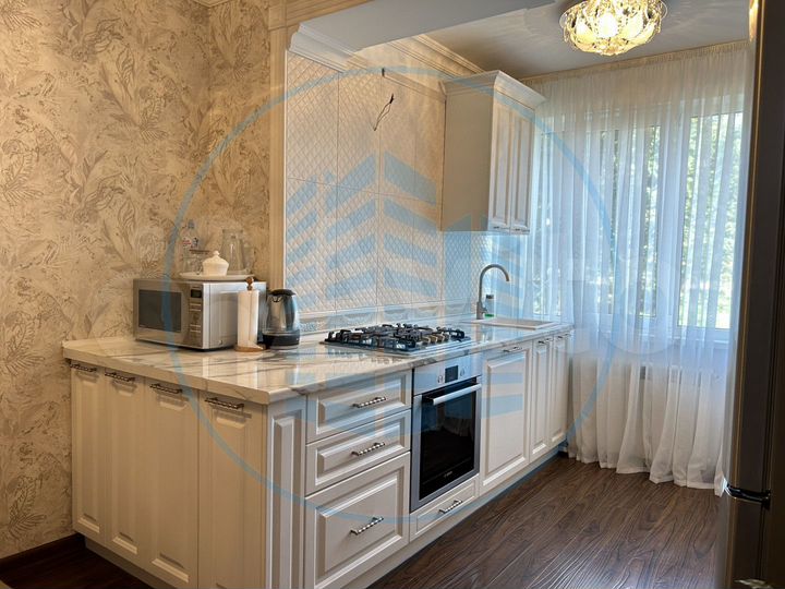3-к. квартира, 65,5 м², 1/2 эт.
