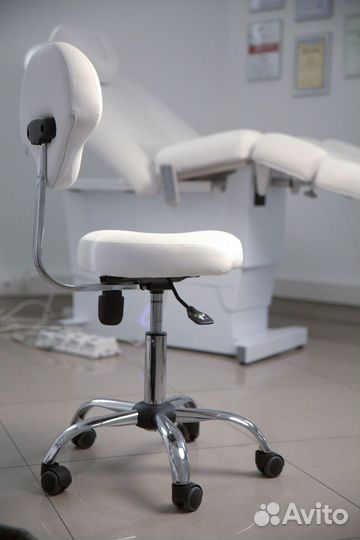 Стул для косметолога