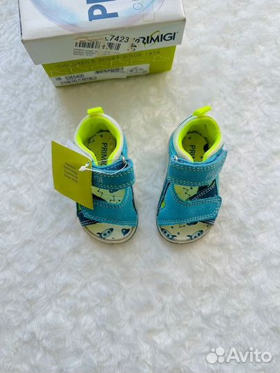 Сандалии 18 р Primigi Италия новые замша