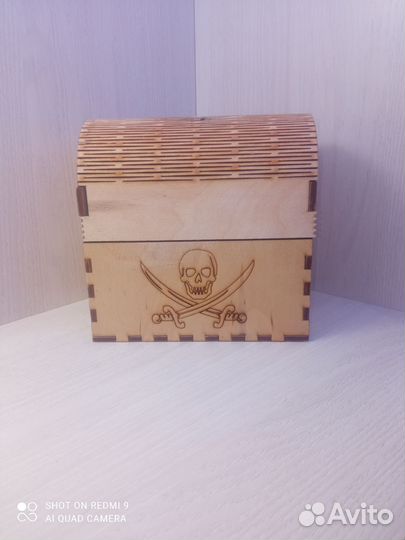 Шкатулка сундук