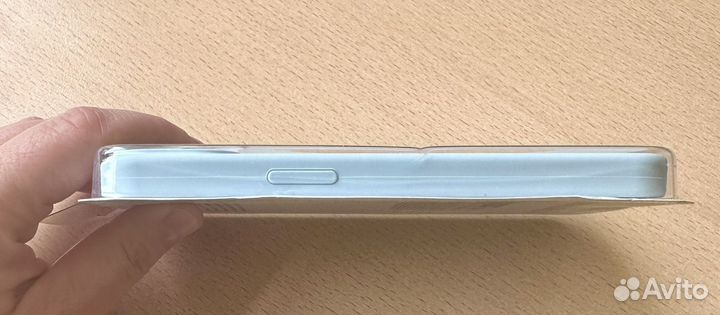 Чехол на iPhone 14