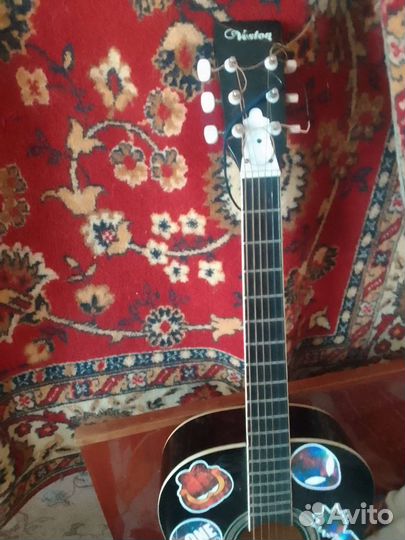 Акустическая гитара