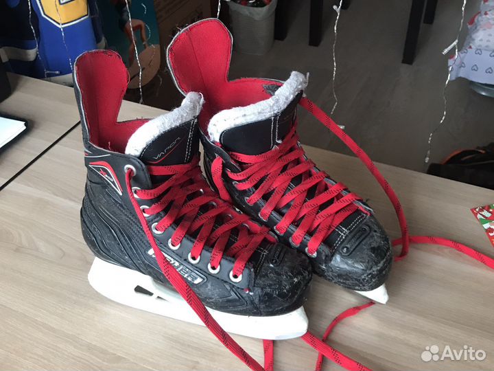 Коньки хоккейные Bauer Vapor X300 35размер