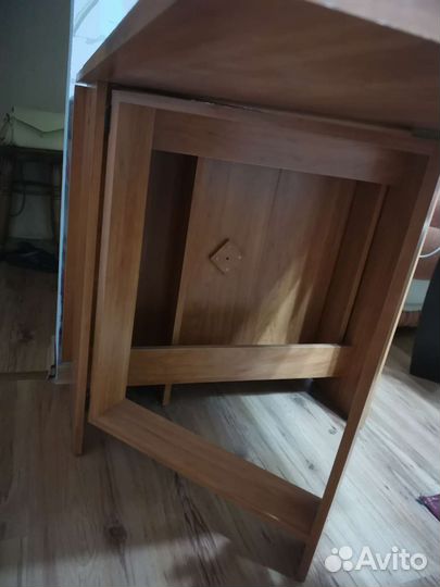 Стол-книга