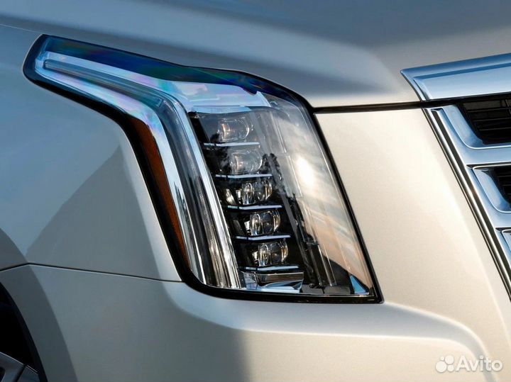 Стекло фары Cadillac Escalade 2014 - 2020