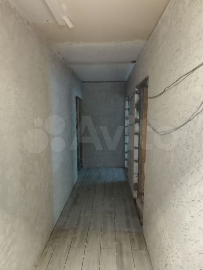 Комната 14,8 м² в 3-к., 1/9 эт.