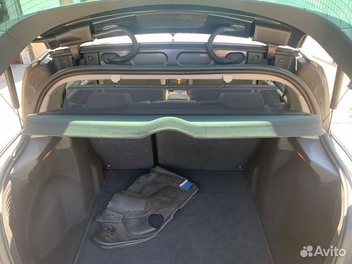 Полка багажнтка со шторкой Renault