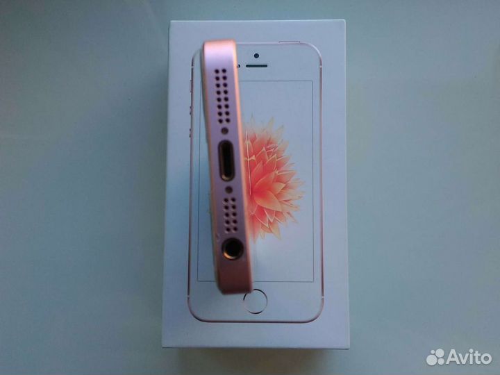 iPhone SE, 128 ГБ