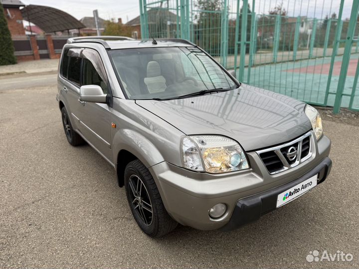 Nissan X-Trail 2.0 AT, 2003, 210 500 км