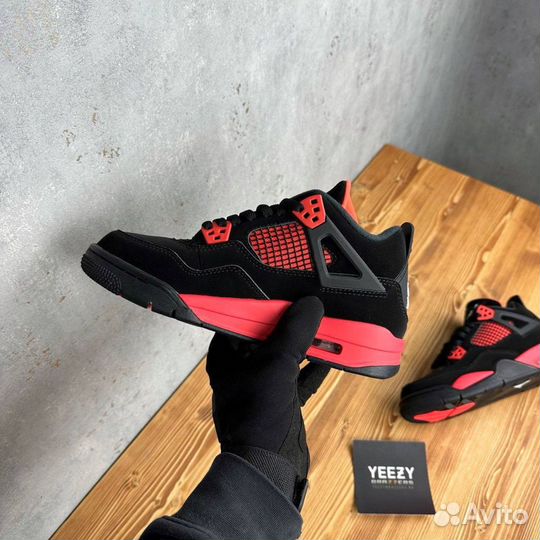 Кроссовки Nike Air Jordan 4 “Red Thunder”