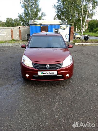 Renault Sandero 1.6 AT, 2014, 14 100 км