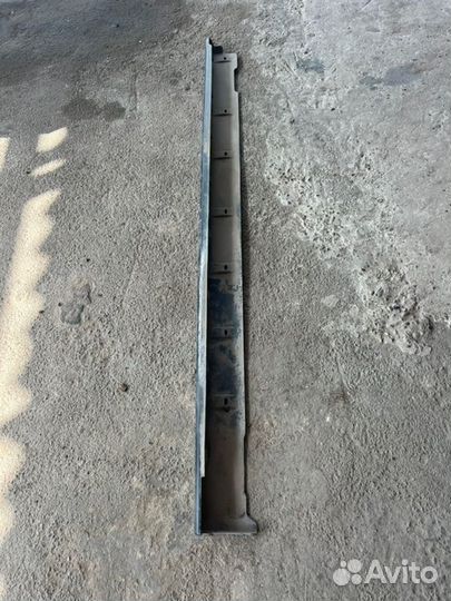 Накладка на порог наружная правая Honda Civic