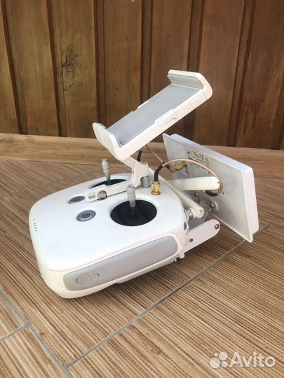 Квадрокоптер dji phantom 3 pro 4k