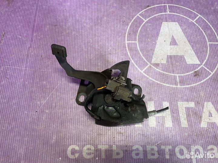 Замок капота Honda Accord 7 CL9 K24A3 2003