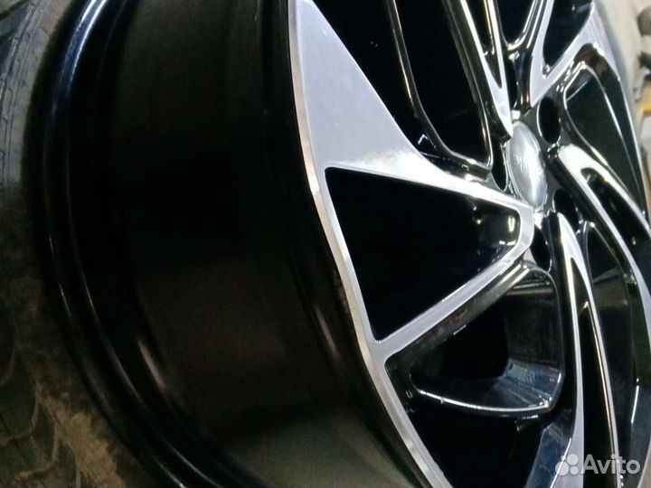 Диск R18 Nissan X-Trail III оригинал