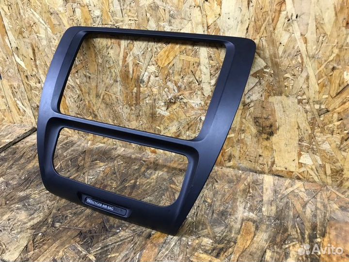 Накладка на торпедо Volkswagen Jetta 6 седан 1.4