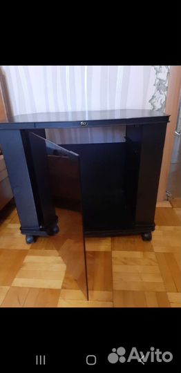 Тумба под телевизор
