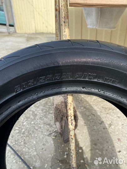 Yokohama Advan Fleva V701 205/55 R16 91W