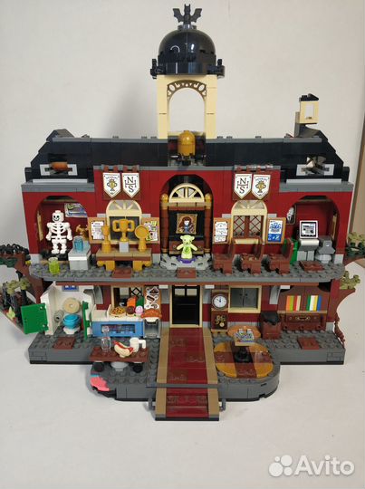 Наборы Lego Hidden Side 70420, 07422, 70425