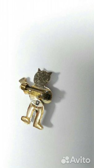 Значок - брошь СССР Кошка