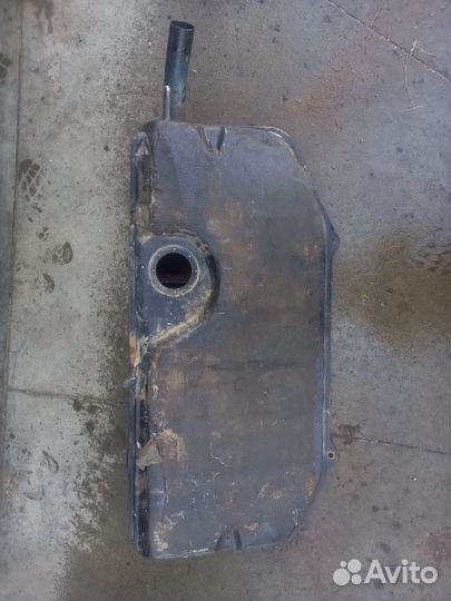 Топливный бак 