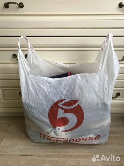 Отдам пакет вещей