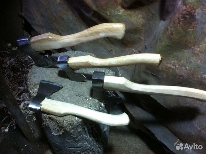 Топор кованый