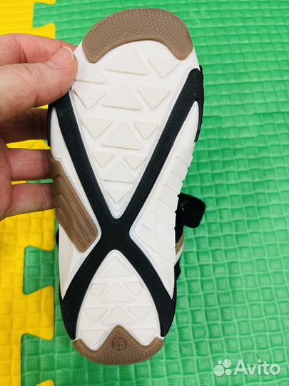 Босоножки детские 26 размер