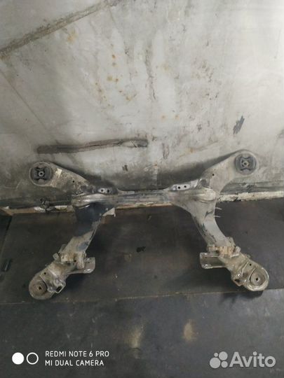 Балка задняя Mercedes Benz E-Class седан 3.5 2005