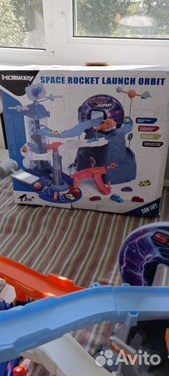 Парковка для машинок с лифтом