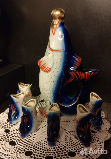 Штоф фарфор и 6 рыбок СССР