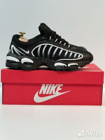 Кроссовки Nike Air Max Tailwind 4