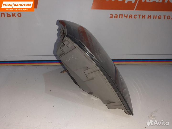 Фонарь задний правый Lexus RX 2 (2003 - 2006)