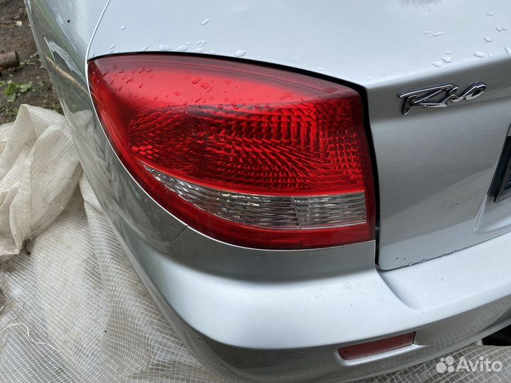 Задние фонари кио рио1 рест.седан