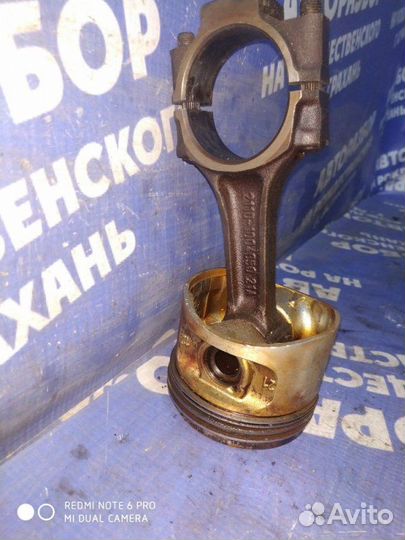 Поршень с шатуном Ваз Лада 2110 седан 2110 2002