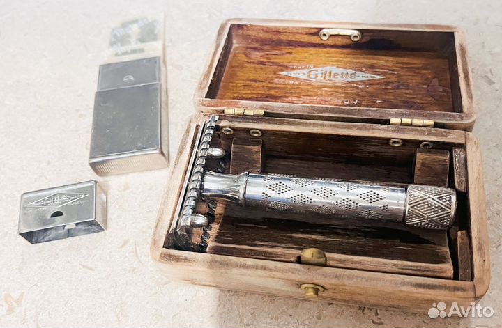 Бритвенный станок,бритва Gillette
