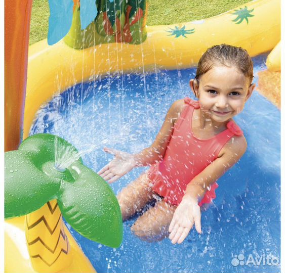 Надувной бассейн, игровой центр