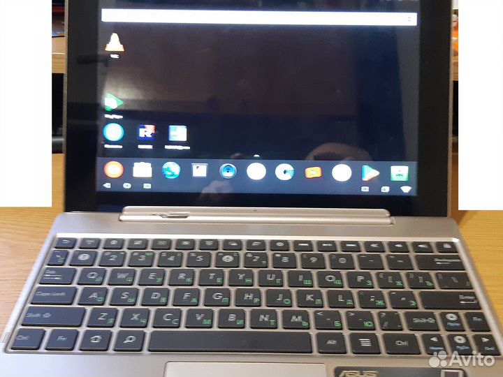 Планшет Asus TF700Т док станция+кабель зарядки